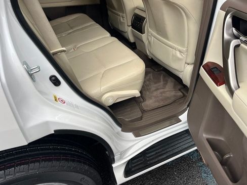 Used 2013 Lexus GX 460 w/ Comfort Plus Pkg AWD/4WD image 46