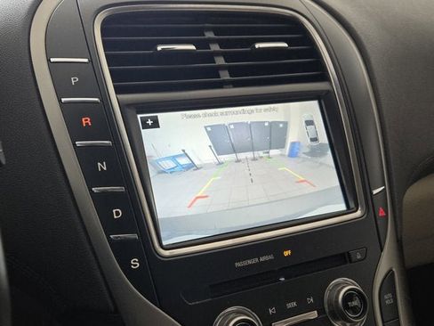 Used 2016 Lincoln MKX Reserve w/ Climate Package image 26