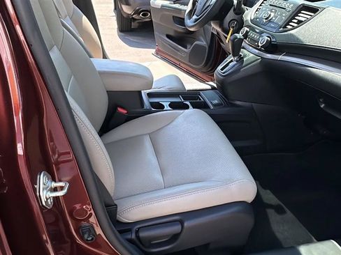Used 2015 Honda CR-V LX image 33