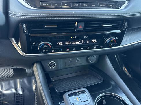 Certified 2021 Nissan Rogue SL w/ Premium Package FWD image 26