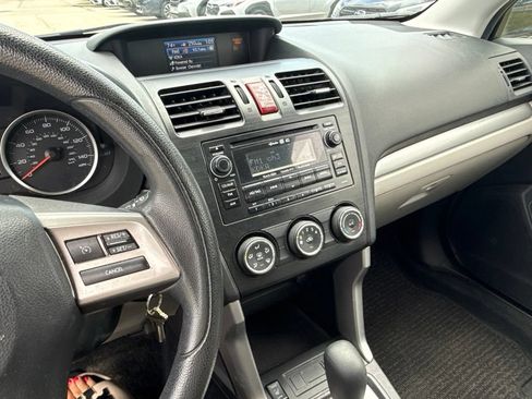 Used 2015 Subaru Forester 2.5i Premium w/ All-Weather Package AWD/4WD image 19