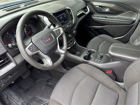 Used 2022 GMC Terrain SLE w/ Driver Convenience Package image 10