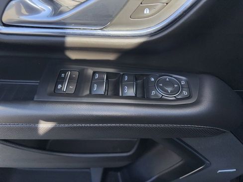 Used 2024 Chevrolet Tahoe Premier RWD image 30