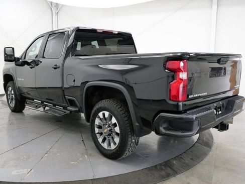 Used 2024 Chevrolet Silverado 2500 Custom w/ Custom Value Package AWD/4WD image 5