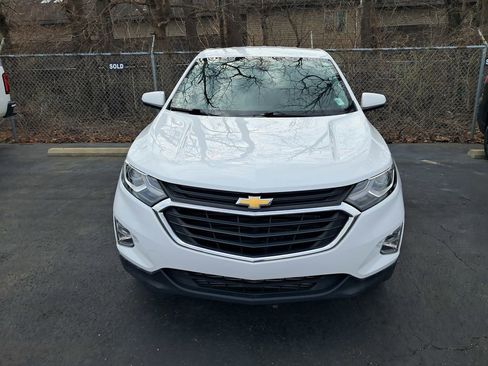 Used 2019 Chevrolet Equinox LT w/ Driver Convenience Package image 5