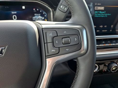 Used 2023 Chevrolet Silverado 1500 LT AWD/4WD image 20