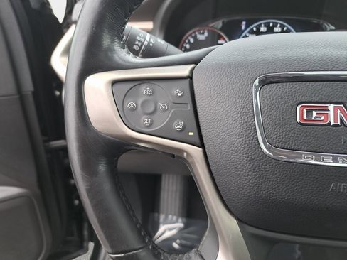 Used 2019 GMC Acadia Denali image 18