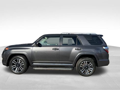 Used 2018 Toyota 4Runner Limited image 2