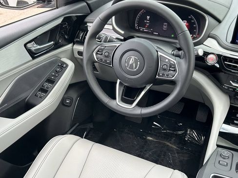 Used 2026 Acura MDX SH-AWD w/ Technology Package image 17