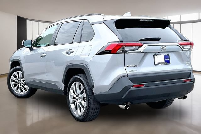 Used 2025 Toyota RAV4 XLE Premium w/ Weather Package AWD/4WD image 4