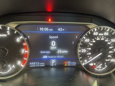 Used 2024 Nissan Altima 2.5 SR w/ SR Premium Package image 11