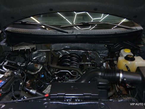 Used 2014 Ford F150 FX4 w/ Equipment Group 402A Luxury image 30