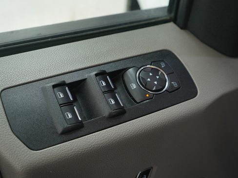 Used 2015 Ford F150 XLT w/ Equipment Group 302A Luxury image 22