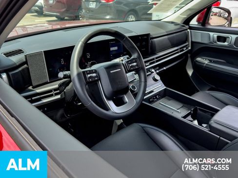 Used 2025 Hyundai Santa Fe SEL FWD image 6