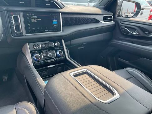 Certified 2024 GMC Yukon XL Denali w/ Advanced Technology Package AWD/4WD image 22