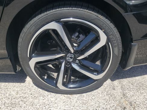Used 2022 Honda Accord Sport Special Edition image 12