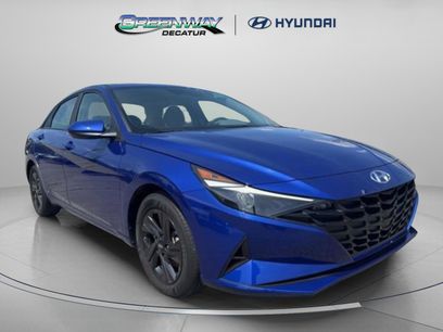 Used 2023 Hyundai Elantra SEL w/ Cargo Package