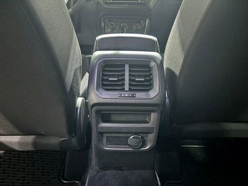Used 2022 Volkswagen Tiguan S image 24
