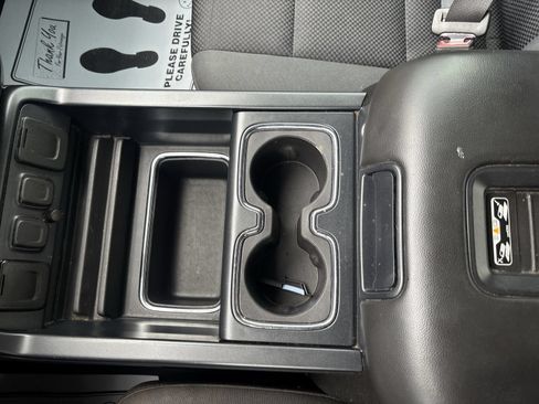 Used 2018 Chevrolet Silverado 1500 LT w/ All Star Edition RWD image 23