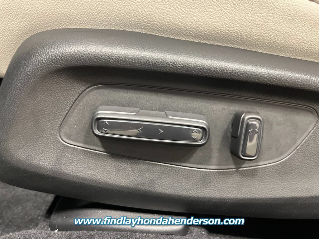 New 2027 Honda HR-V EX-L image 14