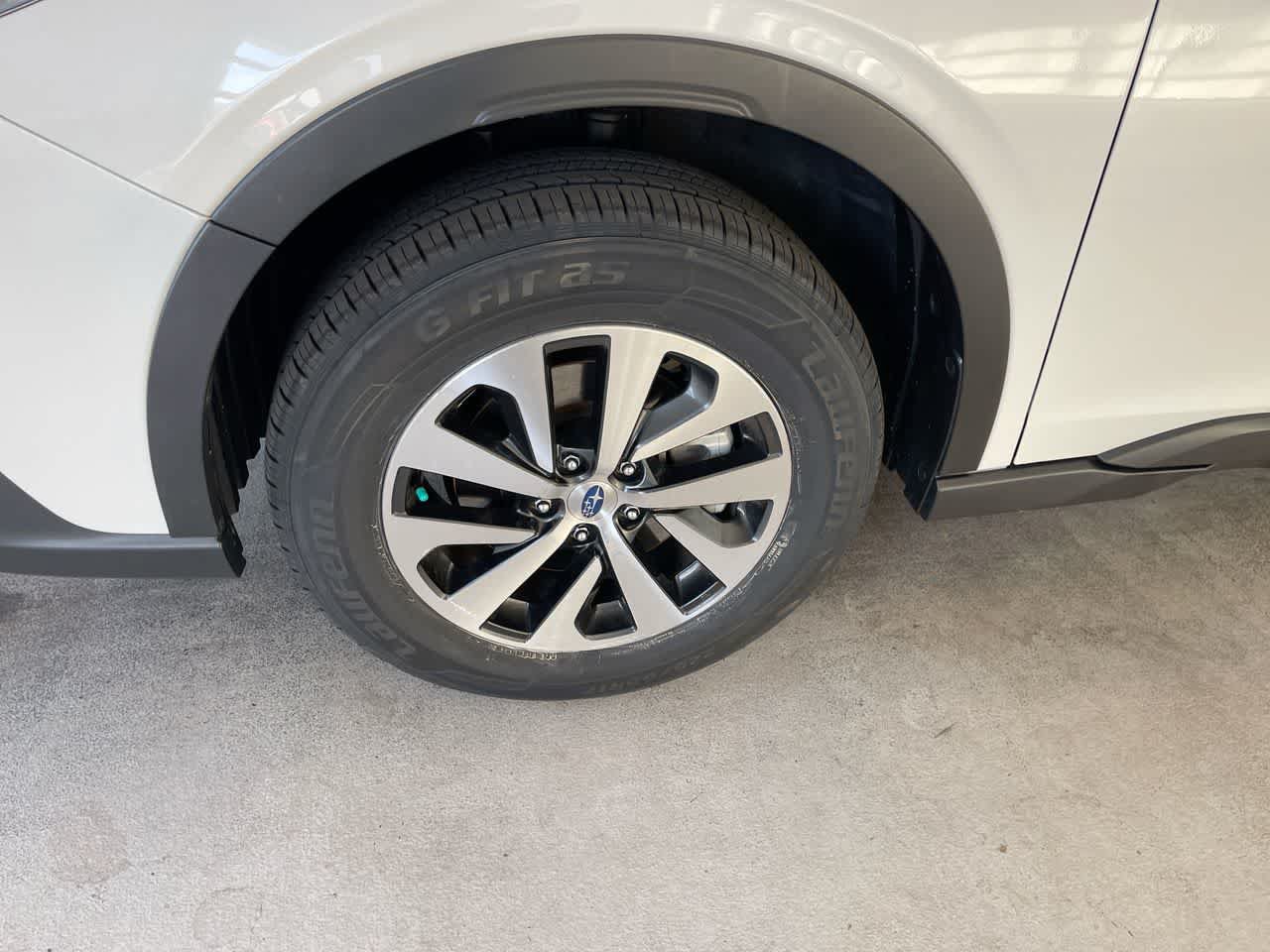 Used 2020 Subaru Outback Premium w/ Tech Package 1 AWD/4WD image 10