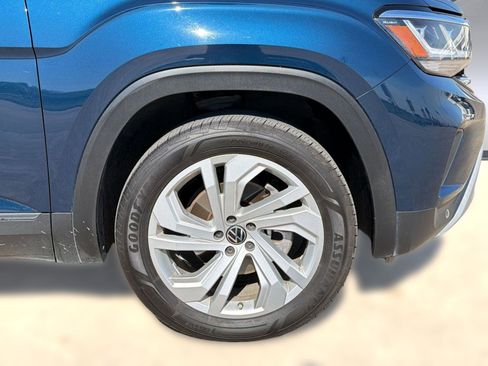 Used 2022 Volkswagen Atlas SE w/ Panoramic Sunroof Package AWD/4WD image 11