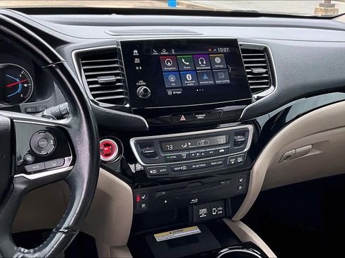 Certified 2019 Honda Pilot Elite image 7
