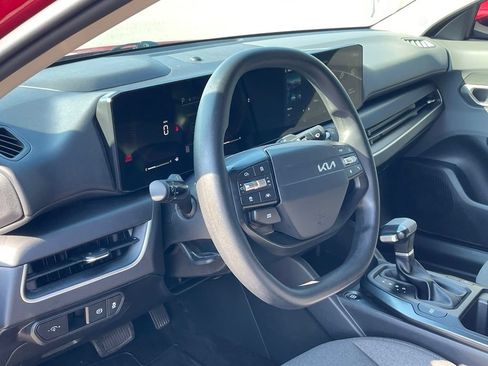 Certified 2025 Kia K4 FWD image 9