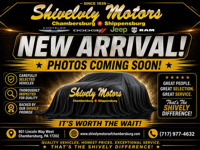 Used 2011 Chrysler 300 Limited RWD image 1