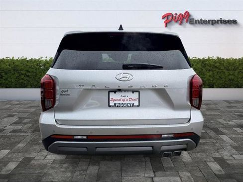 Used 2025 Hyundai Palisade SEL FWD image 12