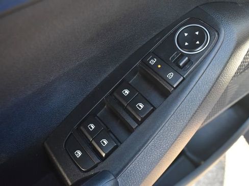 Certified 2024 Kia Seltos LX image 20