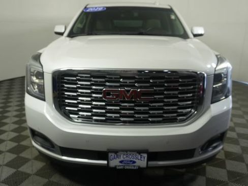 Used 2019 GMC Yukon XL Denali w/ Open Road Package AWD/4WD image 8