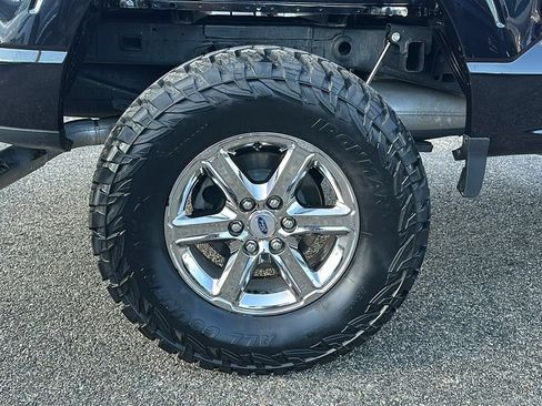 Used 2025 Ford F150 XLT w/ Equipment Group 301A Standard RWD image 19