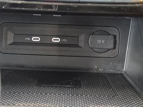 Used 2023 Volkswagen Atlas SE image 8