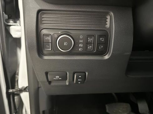 Used 2026 Ford F250 Platinum image 28