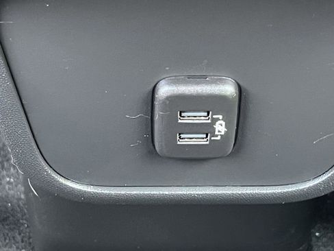 Used 2020 Chevrolet Equinox LS FWD image 9