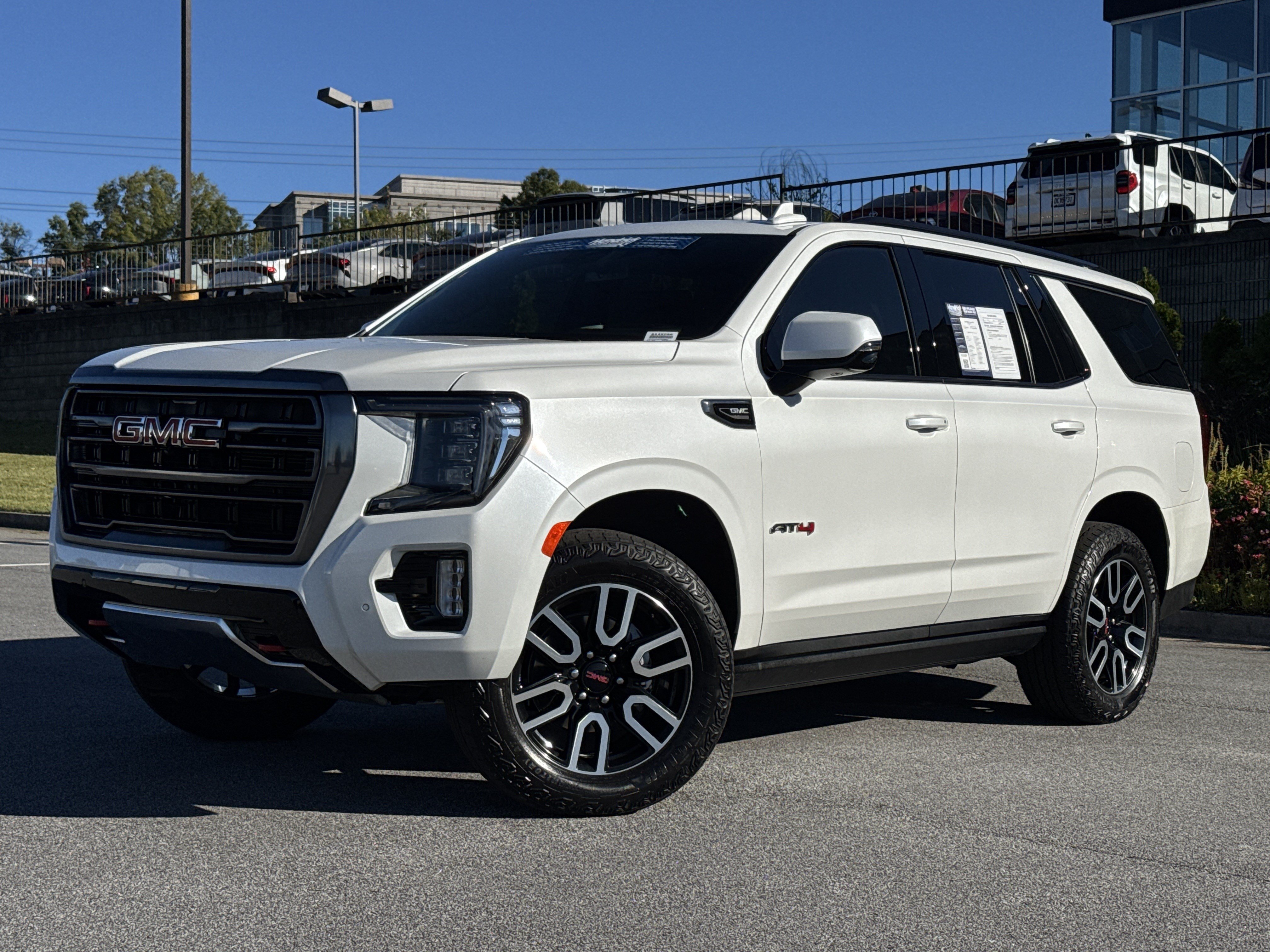 Used 2024 GMC Yukon AT4 w/ AT4 Premium Plus Package AWD/4WD image 5