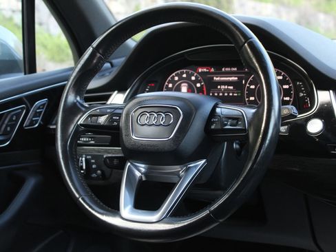 Used 2017 Audi Q7 3.0T Premium Plus w/ Premium Plus Package AWD/4WD image 20