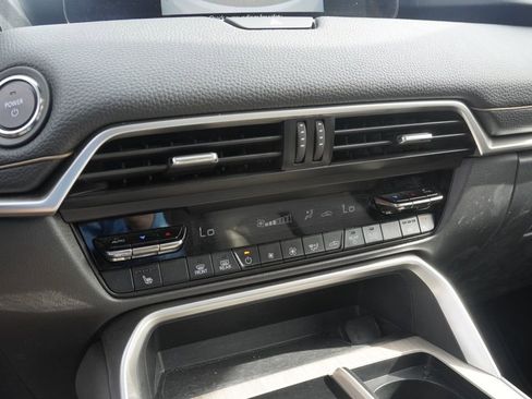 Used 2024 MAZDA CX-90 Plug-In Hybrid w/ Preferred image 16