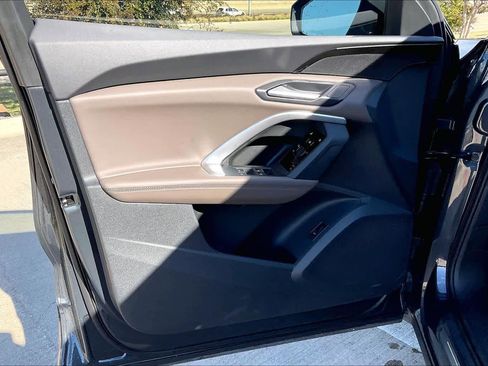 Certified 2025 Audi Q5 Premium w/ Convenience Package image 20