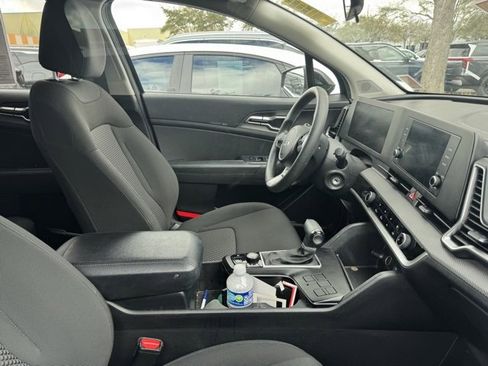 Certified 2023 Kia Sportage LX image 6