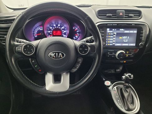 Used 2018 Kia Soul + w/ Audio Package FWD image 22