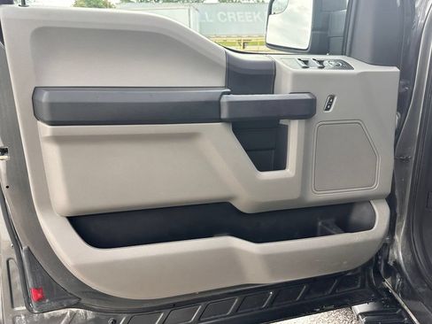 Used 2017 Ford F150 XL w/ Equipment Group 101A Mid AWD/4WD image 17