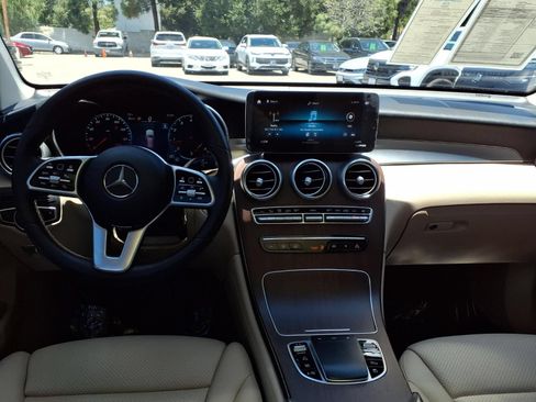 Used 2022 Mercedes-Benz GLC 300 image 20