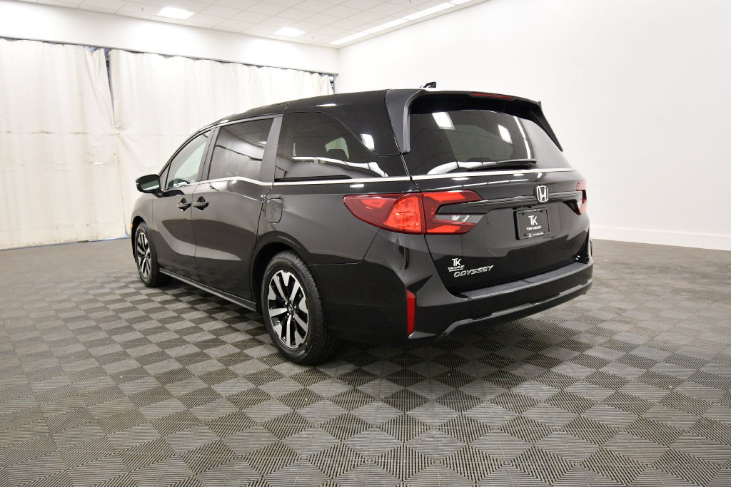 Certified 2025 Honda Odyssey EX-L image 5
