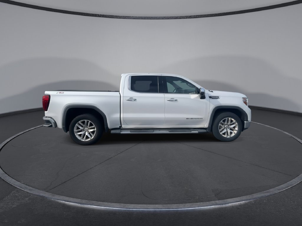 Used 2022 GMC Sierra 1500 SLT w/ SLT Premium Plus Package AWD/4WD image 9