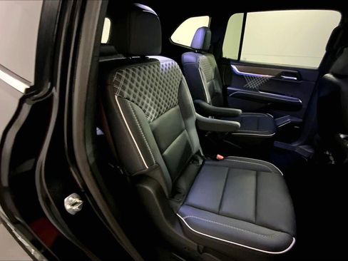 Used 2026 GMC Acadia Denali w/ Super Cruise Package AWD/4WD image 23
