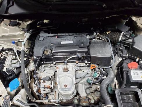 Used 2017 Honda Accord LX image 6