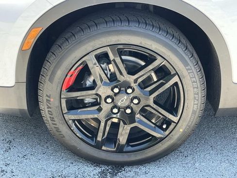 Used 2021 Chevrolet Blazer LT w/ Redline Edition FWD image 9