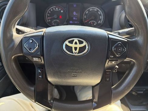 Used 2020 Toyota Tacoma SR RWD image 18